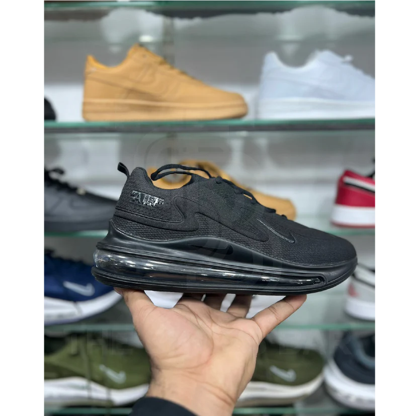 n2_10 Nike Air Max - AM 720 Black - Image 1